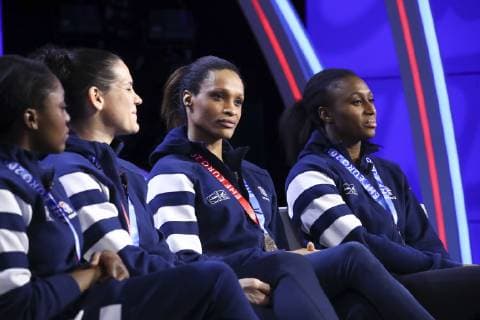 Alexandra Lacrabere (France) Allison Pineau (France) Siraba Dembele Pavlovic (France) HANDBALL : L Equipe de France feminine Championne d Europe de handball sur le plateau de Beinsports - 17 12 2018 GwendolineLeGoff Panoramic 