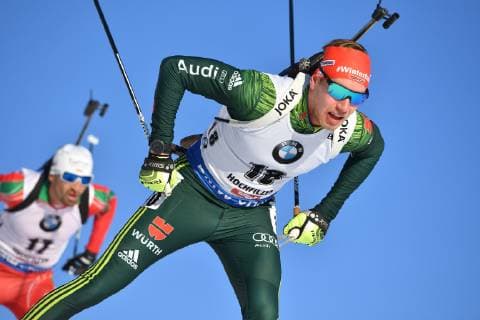 Johannes KUEHN (GER), Aktion,Einzelbild,angeschnittenes Einzelmotiv,Halbfigur,halbe Figur. 10 km Sprint der Herren,Maenner, IBU Biathlon Weltcup 2018 am 14.12.2018 in Hochfilzen Pillersse,Saison 2018 19. *** Johannes KUEHN GER action single picture cut single motif half figure half figure 10 km sprint of men men IBU Biathlon World Cup 2018 14 12 2018 in Hochfilzen Pillersse season 2018 19