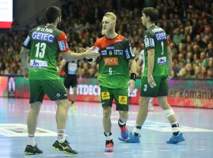 19 12 2018 xcsx Handball DHB Cup SC Magdeburg Frisch Auf Goeppingen emspor v l Juan De La Pena SC Magdeburg cheers with Matthias Musche SC Magdeburg after goal Jubel Emotion DFL DFB REGULATIONS PROHIBIT ANY USE OF PHOTOGRAPHS as IMAGE SEQUENCES and or QUASI VIDEO Magdeburg