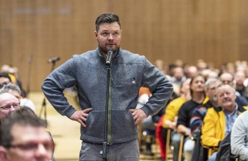Football 2 Bundesliga Season 2018 2019 General meeting and election to the presidium of SG Dynamo Dresden Wednesday 19 12 2018 at ICC Dresden Former Capo Stefan Lehmi Lehmann speaks