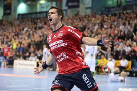SG Flensburg Handewitt vs. GWD Minden Handball 1 Bundesliga 20 12 18 Jubilation after victory Rasmus Lauge Schmidt SG Flensburg Handewitt 25 xmmkx
