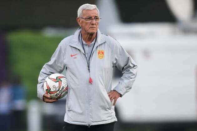 Italian head coach Marcello Lippi of the Chinese national men s football team takes part in a training session for the 2019 AFC Asian Cup in Doha, Qatar, 20 December 2018. Chinese football team gears up for AFC Asian Cup in Qatar  20181220_07855