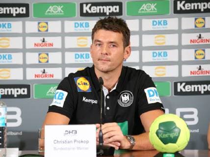 GER DHB Handballball WM PK 21 12 2018 AOK Headquarters Berlin GER DHB Handballball WM PK DHB regulations prohibit any use of photographs as image sequences and or quasi video im Bild Trainer Christian Prokop nordphotox xEngler nph00076