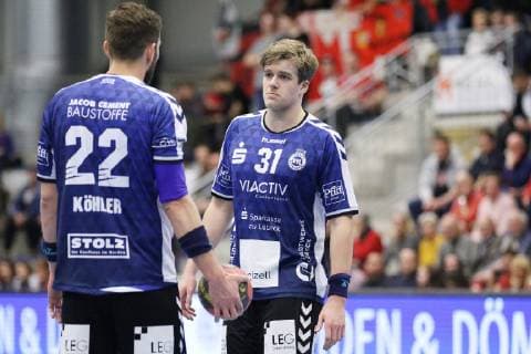 Steffen Koehler VfL Luebeck Schwartau 22 and Dadi Runarsson VfL Luebeck Schwartau 31 right ASV Hamm Westfalen vs. VfL Luebeck Schwartau Handball 2 Bundesliga 21 12 2018 ASV Hamm Westfalen vs. VfL Luebeck Schwartau Handball 2 Bundesliga 21 12 2018 Hamm Copyright: xEIBNER JanxStrohdiekx EP_JSK