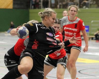 3 Evelyn Schulz HL Handball 2 HBF TG Nuertingen vs. HL Buchholz 08 Rosengarten 2018 12 22 Photo Eibner Handball 2 HBF TG Nuertingen vs. HL Buchholz 08 Rosengarten Nuertingen Copyright: xBaur xEibner-Pressefotox EP_Soba