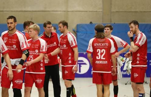 TuS Ferndorf TV Großwallstadt 26 12 2018 Hanging heads in the team of TuS Ferndorf after the 26 35 defeat against TV Großwallstadt Kreuztal Stählerwiese Germany