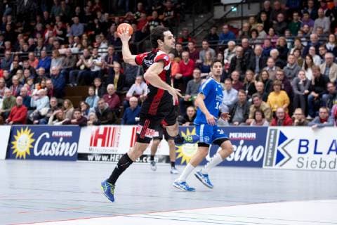 Luebbecke Germany 26 12 2018 2 Handball Bundesliga 2018 2019 TuS N Luebbecke vs TSV Bayer Dormagen Peter Strosack Luebbecke Luebbecke Nordrhein Westfalen Germany Merkur Arena