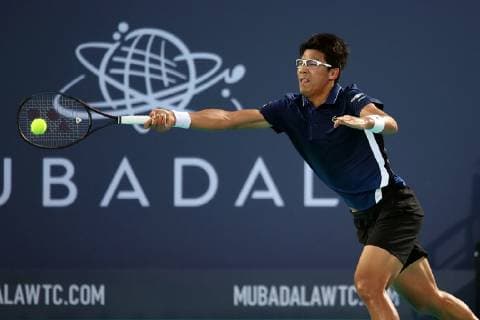 (181228) -- ABU DHABI, Dec. 28, 2018 (Xinhua) -- Hyeon Chung of South Korea returns the ball during his match against Kevin Anderson of South Africa at the 2018 Mubadala World Tennis Championship in Abu Dhabi, the United Arab Emirates (UAE), on Dec. 27, 2018. Hyeon Chung lost 1-2. (Xinhua Mahmoud Khaled) (SP)UAE-ABU DHABI-TENNIS-MUBADALA WORLD TENNIS CHAMPIONSHIP 