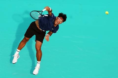 (181228) -- ABU DHABI, Dec. 28, 2018 (Xinhua) -- Hyeon Chung of South Korea returns the ball during his match against Kevin Anderson of South Africa at the 2018 Mubadala World Tennis Championship in Abu Dhabi, the United Arab Emirates (UAE), on Dec. 27, 2018. Hyeon Chung lost 1-2. (Xinhua Mahmoud Khaled) (SP)UAE-ABU DHABI-TENNIS-MUBADALA WORLD TENNIS CHAMPIONSHIP 