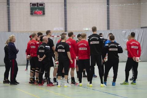 The Danish mens team trains ahead of the Handball World Cup in the Northwest Hall in Herning on Friday 28 December 2018 Herning Denmark, detectedSourceLanguage  Copyright: www.BoAmstrup.dk BoxAmstrupx cop103 spdk20181228-183205-L