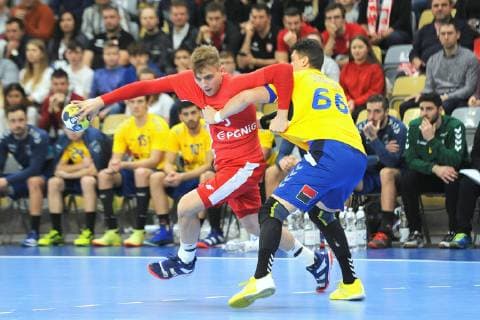 Handball, Länderspiel, Polen - Rumänien OPOLE 29.12.2018 PILKA RECZNA HANDBALL 4NATIONS CUP 2018 TOURNAMENT PUCHAR CZTERECH NARODOW MIEDZYNARODOWY TURNIEJ PILKI RECZNEJ MECZ O 1 MIEJSCE REPREZENTACJA POLSKI POLSKA - RUMUNIA POLAND - ROMANIA NZ BARTOSZ KOWALCZYK FOT. MIROSLAW SZOZDA 400mm.pl NEWSPIX.PL --- Newspix.pl  11029122018SZO