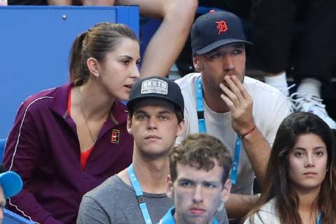 Belinda Bencic and Martin Hromkovic sit in the players box Copyright: xJuergenxHasenkopfx