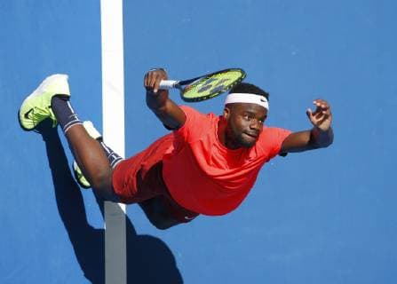 Sport Bilder des Tages 3rd January 2019, RAC Arena, Perth, Australia; Hopman Cup Tennis, sponsored by Mastercard; Cameron Norrie of Team Great Britain serves to Frances Tiafoe of Team USA  ActionPlus12092582 DavidxWoodley