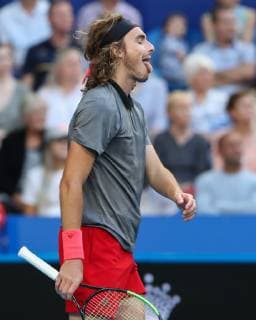 Stefanos Tsitsipas reacts disappointed disappointment emotion Copyright: xJuergenxHasenkopfx