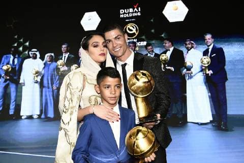 Foto Fabio Ferrari - LaPresse 03 Gennaio 2019 Dubai ( Emirati Arabi ) Globe Soccer Award 2019 - Decima Edizione. Nella foto:Cristiano Ronaldo con la famiglia photo Fabio Ferrari LaPresse January 03, 2019 Dubai (Unated Arab Emirate) Sport Globe Soccer Award 2016 - 10th Edition. In the pic: Cristiano Ronaldo  Copyright: xFabioxFerrari LaPresse LaPresse x