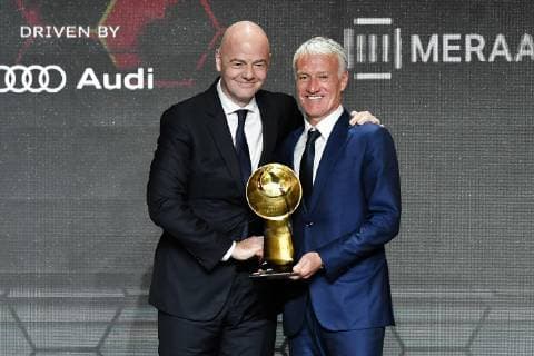 Photo LaPresse - Marco Alpozzi January 03, 2019 Dubai, United Arab Emirate Globe Soccer Award 2019 - 10th edition In the pic: Gianni Infantino, Didier Deschamps win Best Coach of The year  Copyright: xMarcoxAlpozzi LaPressex