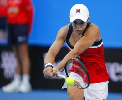 4th January 2019, RAC Arena, Perth, Australia; Hopman Cup Tennis, sponsored by Mastercard; Ashleigh Barty of Team Australia plays a backhand shot against Angelique Kerber of Team Germany  ActionPlus12092882 DavidxWoodley