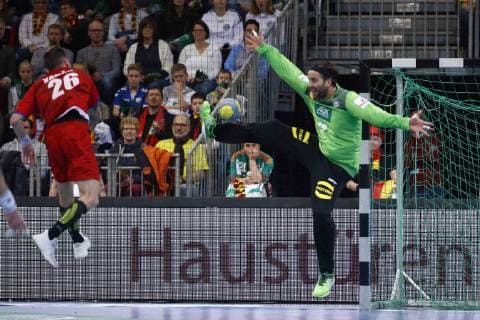 04 01 2019 TUI Arena Hannover international Germany GER v Czech Republic CZE in picture Marek Vanco 26 CZE fails Silvio Heinevetter 12 GER Germany GER v Czech Republic CZE