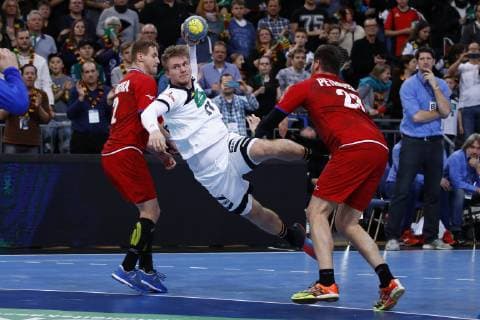 04 01 2019 TUI Arena Hannover international Germany GER v Czech Republic CZE in picture Jakub Hrstka 2 CZE and Leos Petrovsky 23 CZE cannot stop Franz Semper 32 GER Germany GER v Czech Republic CZE