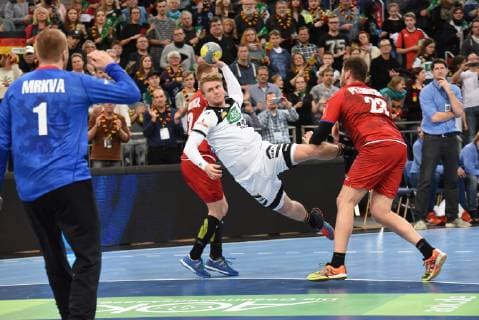 04 01 2019 xkhx Hannover Tui Arena German Handball Federation DHB Handball International Match Germany GER vs. Czech Czech Republic Franz Semper GER vs. Leos Petrovsky and goalkeeper Tomas Mrkva Czech