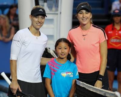Angelique Kerber and Belinda Bencic pose on net Tennis Hopman Cup 2019 ITF RAC Arena Perth Western Australia Australia 5 January 2019 Â Copyright: xJuergenxHasenkopfx