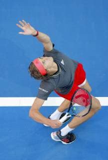 5th January 2019, RAC Arena, Perth, Australia; Hopman Cup Tennis, sponsored by Mastercard; Alexander Zverev of Team Germany serves to Roger Federer of Team Switzerland during the Final  ActionPlus12093044 DavidxWoodley