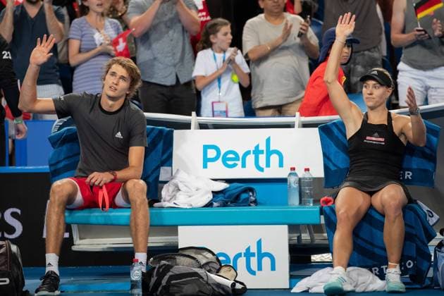 Alexander Zverev and Kerber wave and thank the audience fans disappointment frustration mixed doubles finals final Copyright: xJuergenxHasenkopfx