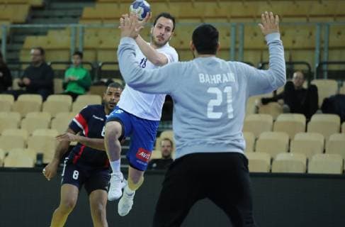HANDBALL - Continental Cup, BRN vs GRE INNSBRUCK,AUSTRIA,05.JAN.19 - HANDBALL - Continental Cup, Bahrain vs Greece. Image shows Angelos Tsilis (GRE) and Husain Mohamed (BHR). GEPAxpictures xAndreasxPranter