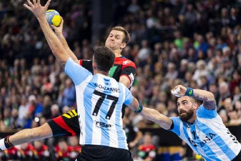 Fabian Boehm Nr 38 Germany vs. Nicolas Bonanno Nr 77 Argentina and Lucas Dario Moscariello Nr 11 Argentina Germany vs Argentina Handball Test game 06 01 19 Kiel Schleswig Holstein Germany Sparkassen Arena Copyright: xAgentur54Gradx xFelixxKoenigx