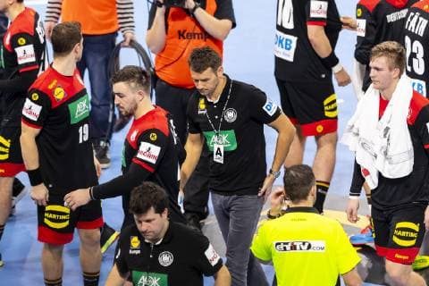 The German team is at the Time Out around Coach Christian Prokop Germany vs Argentina Handball Test Game 06 01 19 Kiel Schleswig Holstein Germany Sparkassen Arena Copyright: xAgentur54Gradx xFelixxKoenigx
