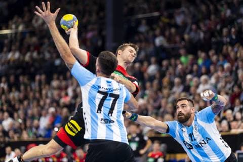 Fabian Boehm Nr 38 Germany vs. Nicolas Bonanno Nr 77 Argentina and Lucas Dario Moscariello Nr 11 Argentina Germany vs Argentina Handball Test game 06 01 19 Kiel Schleswig Holstein Germany Sparkassen Arena Copyright: xAgentur54Gradx xFelixxKoenigx