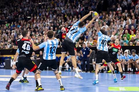 Fabian Wiede Nr 10 Germany vs Juan Pablo Fernandez Nr 13 Argentina Nicolas Bonanno Nr 77 Argentina and Federico Matias Vieyra Nr 10 Argentina Germany vs Argentina Handball Test game 06 01 19 Kiel Schleswig Holstein Germany Sparkassen Arena Copyright: xAgentur54Gradx xFelixxKoenigx