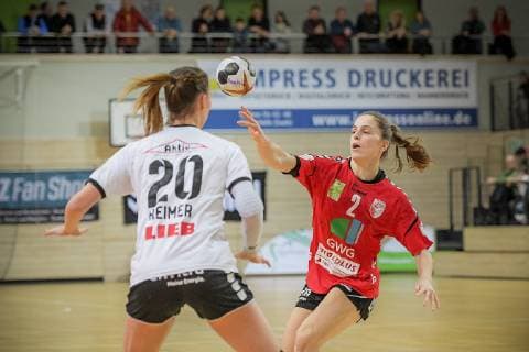Mariana Ferreira Lopes SV Union Halle attacking SV Union Halle Neustadt Wildcats vs Neckarsulmer Sport Union Handball 1 Bundesliga Season 2018 2019 Copyright xVIADATAx xHolgerxJohnx Halle Saale Sachsen Anhalt Germany