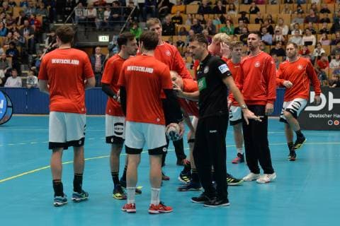 Handball Men Season 2018 19 World Championship 2019 in Germany and Denmark public training of the German national team head coach Christian Prokop Germany talks to the team 08 01 19 Copyright: xMatthiasxKochx