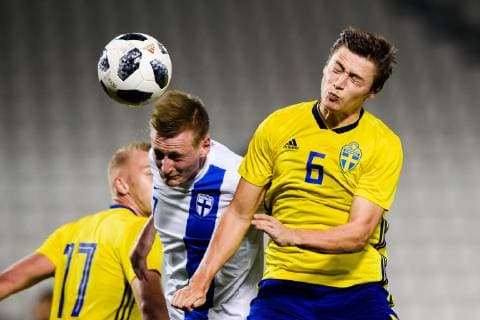 190108 Rasmus Karjalainen of Finland and Simon Thern of Sweden during the international friendly football match between Sweden and Finland on January 8 2019 in Doha Photo Niklas Larsson BILDBYR u0081N kod NL 44170, detectedSourceLanguage  Copyright: NIKLASxLARSSON BB190108NL030