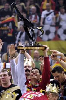 FRITZ Henning Goalkeeper Team Germany cheers after the victory at the victory ceremony with the World Cup Handball World Championships 2007 in Germany Final Germany Poland in the Lanxess Arena in Cologne on 04 February 2007