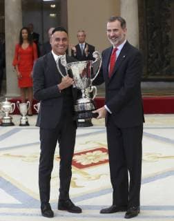 Spain s King Felipe VI (R) gives the Ibero-American Community Award to Costa Rican goalkeeper Real Madrid during the 2017 National Sports Awards ceremony held at the Palace of El Pardo in Madrid, Spain, 10 January 2019. National Sports Awards ceremony !ACHTUNG: NUR REDAKTIONELLE NUTZUNG!  Copyright: xBALLESTEROSx GRAF6684 20190110-636827254180822806