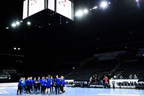 190110 Players of Sweden during a press meeting and practice during the IHF World Handball Championship on January 10 2019 in Copenhagen Photo Ludvig Thunman BILDBYR u0081N kod LT 35572, detectedSourceLanguage  Copyright: LUDVIGxTHUNMAN BB190110LT013