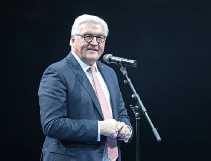 10 01 2019 Handball IHF World Championship Denmark Germany 2019 Preliminary round Group A Korea Germany in the Mercedes Benz Arena Berlin Federal President Frank Walter Steinmeier