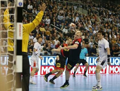 10 01 2019 Handball IHF World Championship Denmark Germany 2019 preliminary round Group A Korea Germany in the Mercedes Benz Arena Berlin Patrick Wiencek Germany at the litter