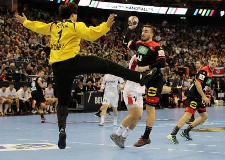 Park Jaeyong Jannik Kohlbacher action game scene duel sport handball world championship men season 2018 2019 10 01 2019 DHB GER Germany vs Korea