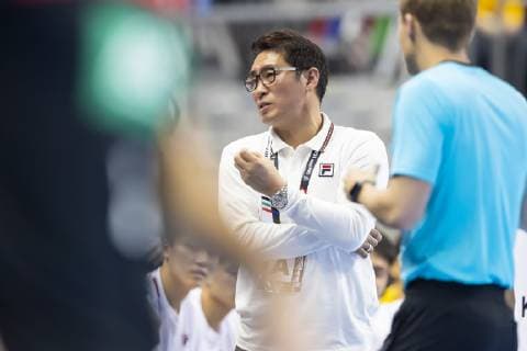 Coach Young Shin Cho Korea vs Germany Preliminary Round Handball IHF Handball World Championship 10 01 19 Berlin Berlin Germany Mercedes Benz Arena Copyright: xAgentur54Gradx xFelixxKoenigx