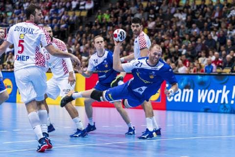 Munich Germany 11 January 2019 World Cup 2019 Men Group B Island vs Croatia v li Domagoj Duvnjak Croatia THW Kiel Arnar Arnarsson Island Munich Olympic Hall Bayern Germany