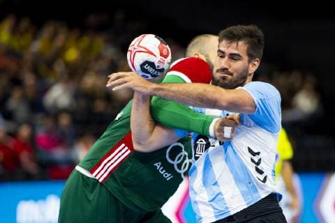 190111 Sebastian Alejandro Simonet of Argentina during the IHF World Handball Championship match between Argentina and Hungary on January 11 2019 in Köpenhamn Photo Ludvig Thunman BILDBYR u0081N kod LT 35573, detectedSourceLanguage  Copyright: LUDVIGxTHUNMAN BB190111LT011