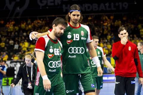 190111 Mate Lekai and Laszlo Nagy of Hungary looks dejected after the IHF World Handball Championship match between Argentina and Hungary on January 11 2019 in Köpenhamn Photo Ludvig Thunman BILDBYR u0081N kod LT 35573, detectedSourceLanguage  Copyright: LUDVIGxTHUNMAN BB190111LT013