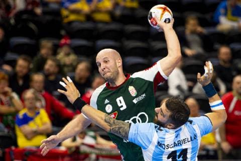 190111 Zsolt Balogh of Hungary during the IHF World Handball Championship match between Argentina and Hungary on January 11 2019 in Köpenhamn Photo Ludvig Thunman BILDBYR u0081N kod LT 35573, detectedSourceLanguage  Copyright: LUDVIGxTHUNMAN BB190111LT021