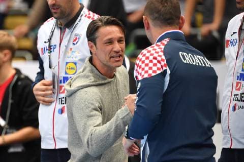 Niko KOVAC Trainer Bayern Muenchen congratulates his Croatian compatriots on winning the preliminary round Group B Island ISL Croatia CRO 27 31 on 11 01 2019 in Muenchen Germany Olympic Hall Handball World Championship 2019 from 10 01 27 01 2019 in Germany and Denmark