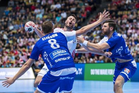 Munich Germany 11 January 2019 World Cup 2019 Men Group B Island vs Croatia v li Bjarki Elisson Island Domagoj Duvnjak Croatia THW Kiel Olafur Gustafsson Island Munich Olympic Hall Bavaria Germany