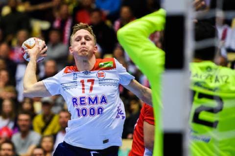 190111 Magnus Jondal of Norway scores during the 2019 IHF World Championship match between Tunisia and Norway on January 11 2019 in Herning Photo Jon Olav Nesvold BILDBYR u0081N kod JE 160394, detectedSourceLanguage  Copyright: JONxOLAVxNESVOLD BB190111JE117