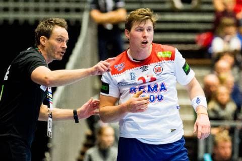 190111 Christian Berge head coach of Norway and G¿ran Johannessen of Norway during the 2019 IHF World Championship match between Tunisia and Norway on January 11 2019 in Herning Photo Jon Olav Nesvold BILDBYR u0081N kod JE 160394, detectedSourceLanguage  Copyright: JONxOLAVxNESVOLD BB190111JE122